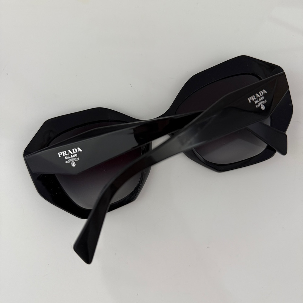 Prada Black Oversized Geometric Sunglasses - Picture 2 of 14
